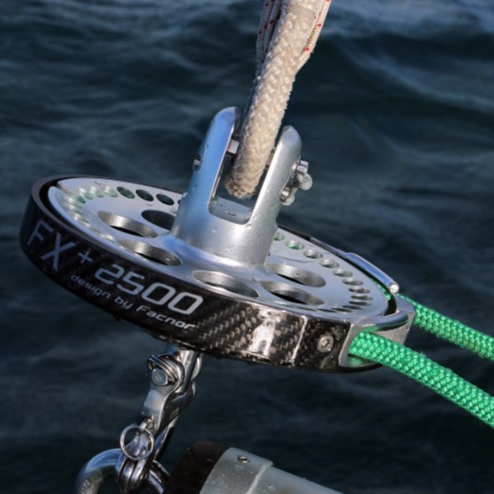 Enrollador FX+ 2500 | Velería en Francia - Velas para barcos a medida